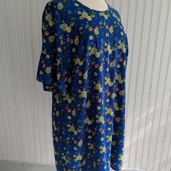 ASOS Dresses & Skirts - 🌼3/$30🌼 Flower Sheath Dress